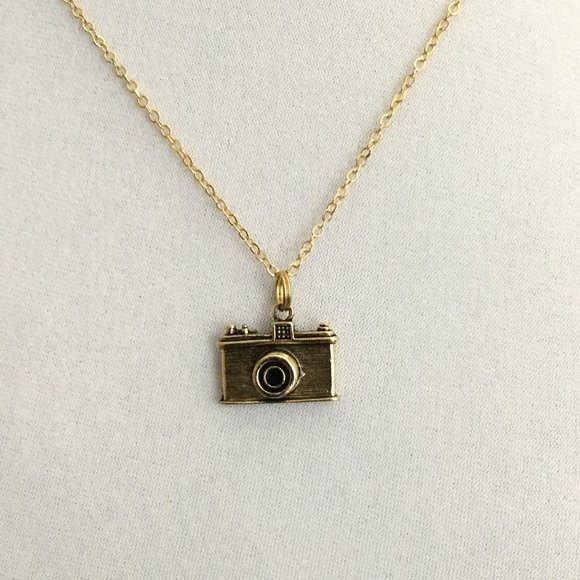 Miniature Camera Old Fashioned Old School Film Camera Photography Charm Necklace - Picture 4 of 10